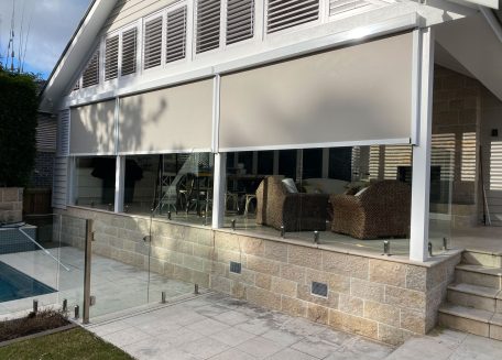 Zipscreen-awning